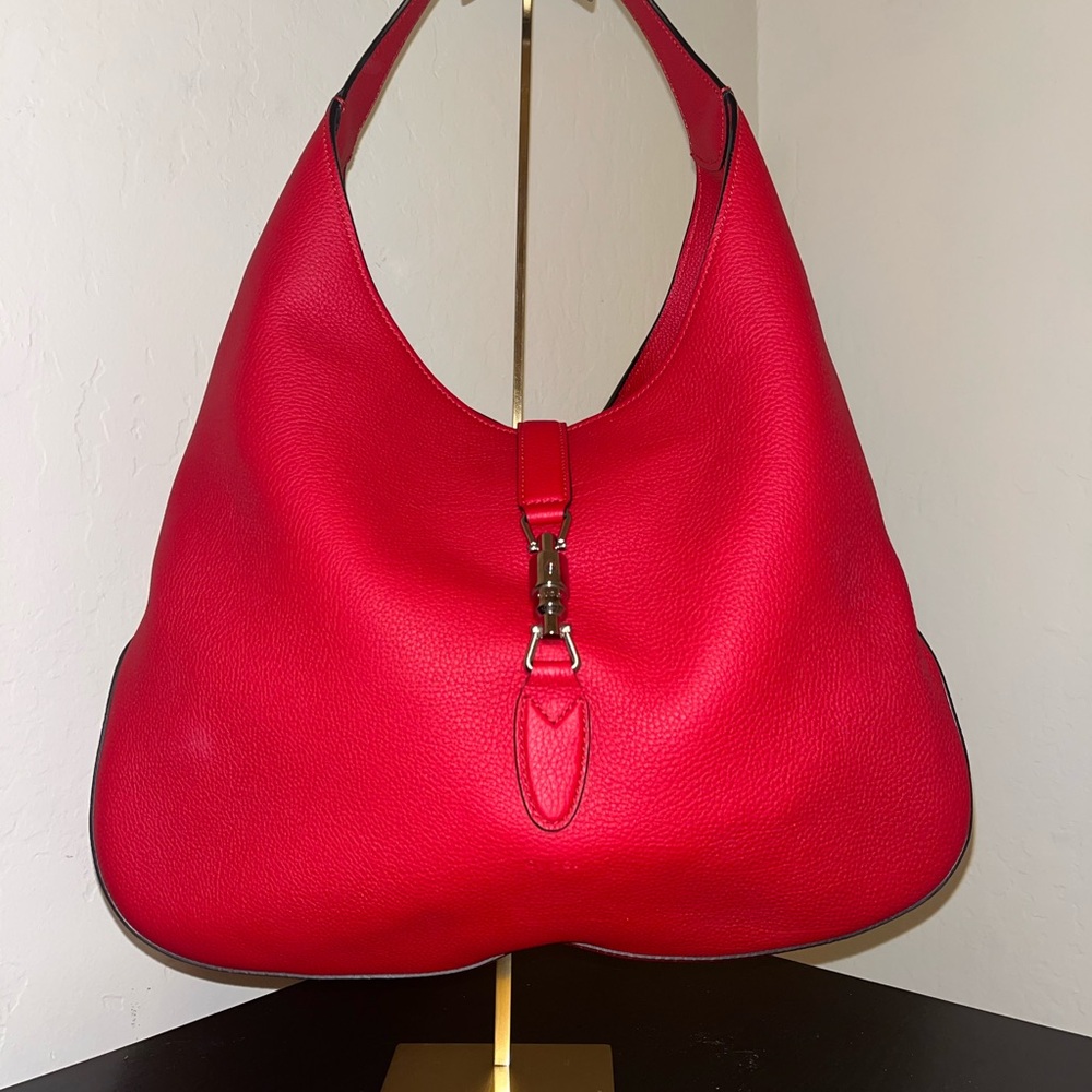 Gucci Jackie Red Shoulder Bag with pouch. - Picture 7 of 15